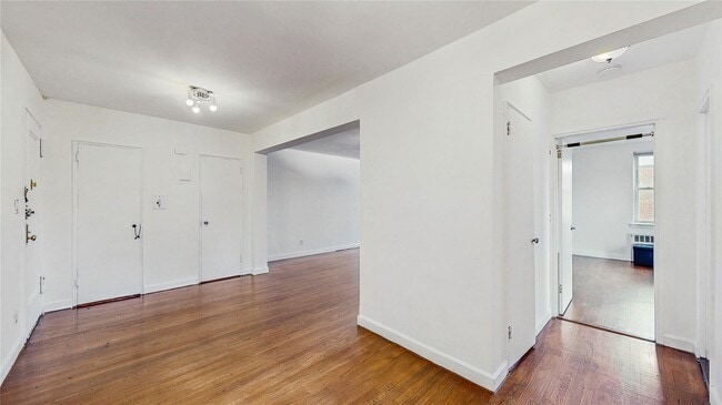 Building Photo - 10255 67th Dr
