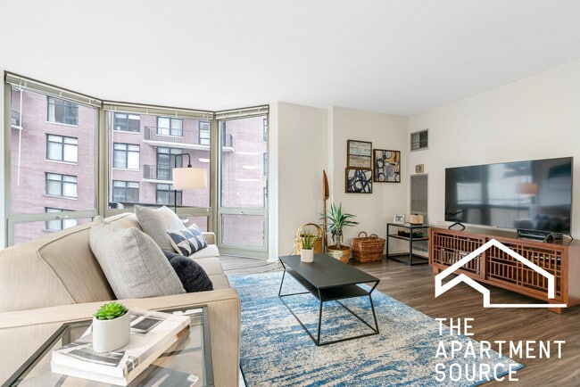 Building Photo - 1130 N Dearborn St