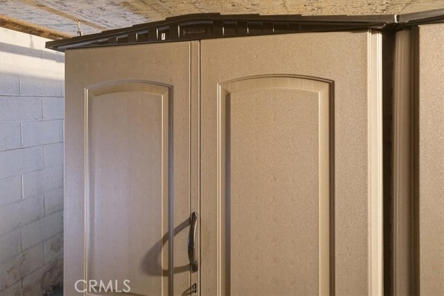 Building Photo - 7320 Hawthorn Ave