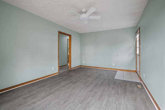 Building Photo - 514 Highland Ave