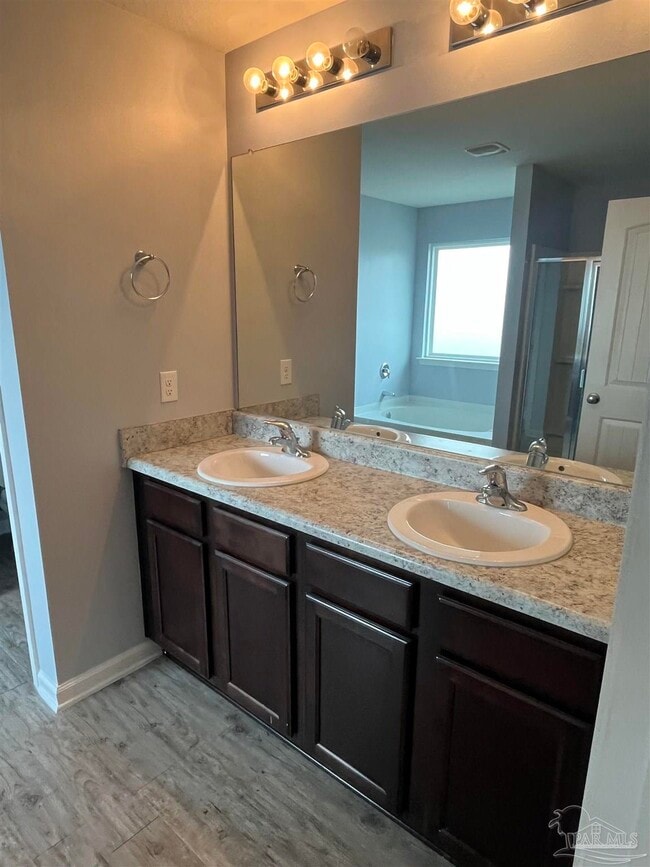 Building Photo - 5873 Bay Tree Court