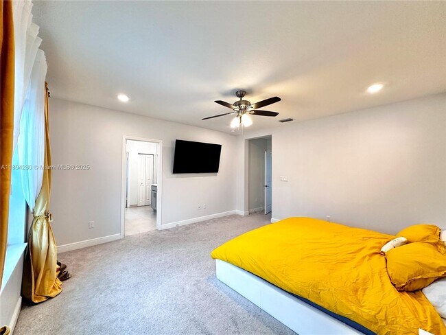 Building Photo - 1101 Azul Ct