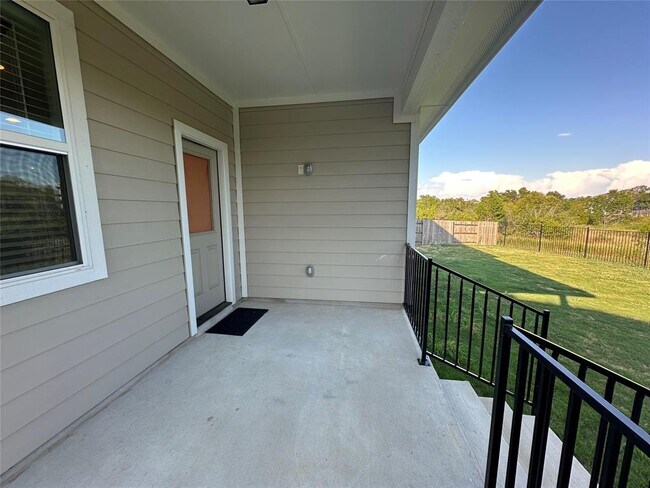 Building Photo - 240 Tall Grass Dr