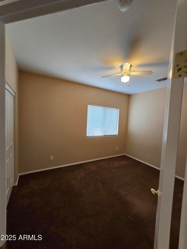 Building Photo - 16036 W Custer Ln
