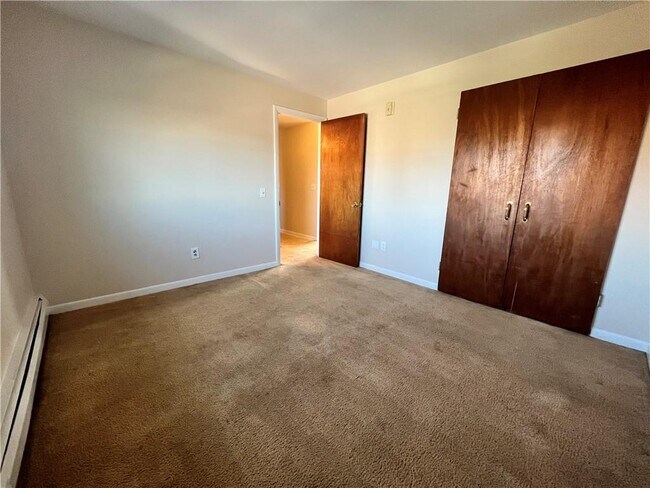 Building Photo - 70 Carroll Ave