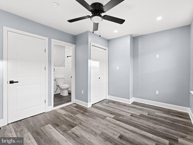 Building Photo - 2075 Bellmore St