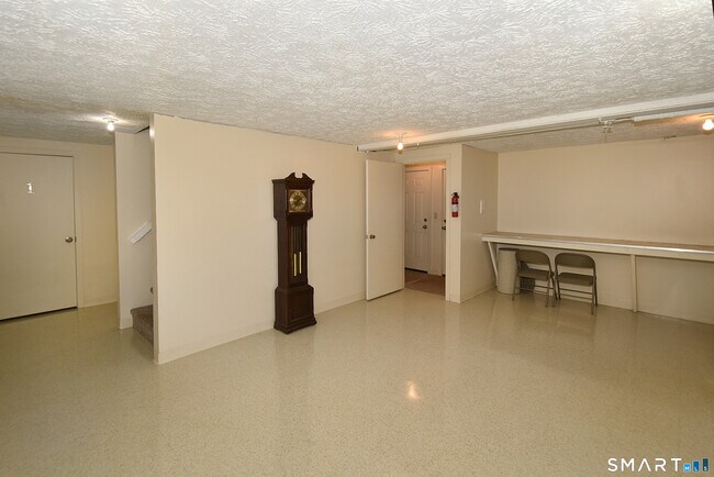 Building Photo - 93 Talcott Ave