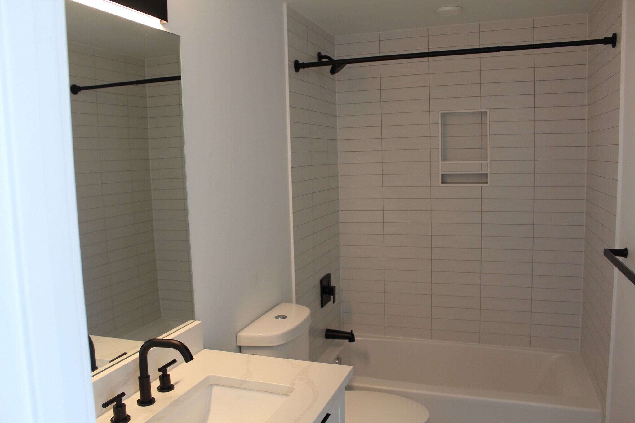 bathroom tiled wall - 3817 14th St NW