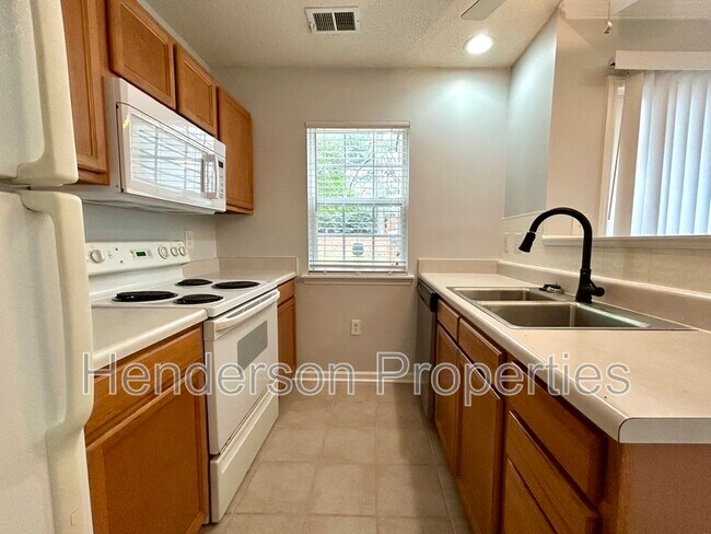 Building Photo - 12188 Bottlebrush Pl