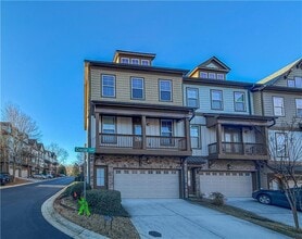 Building Photo - 3221 Creole Ln