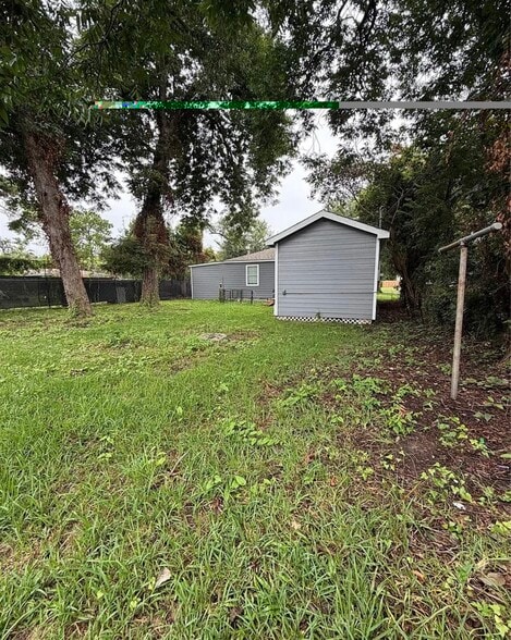Building Photo - 4802 Eppes St