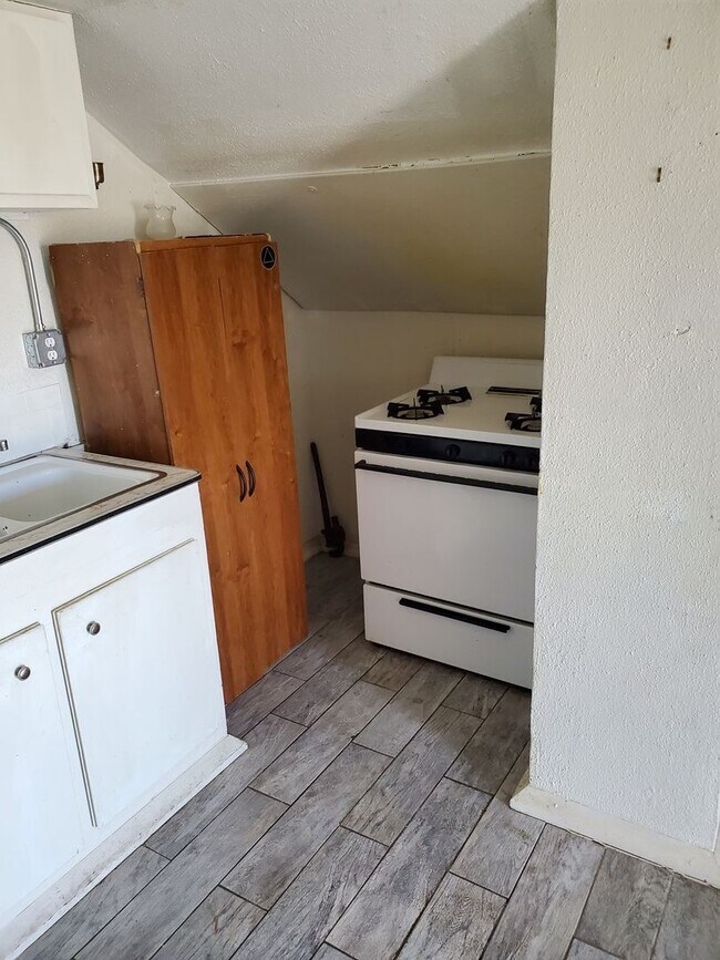 Building Photo - 1312 N New York Ave