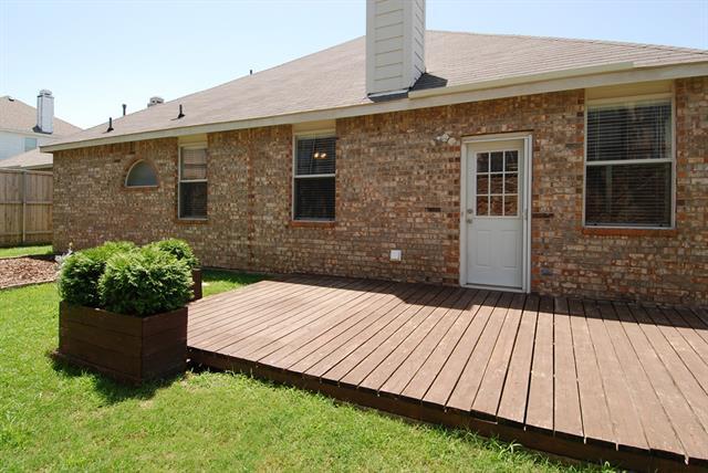 Building Photo - 9732 Kingsmill Dr