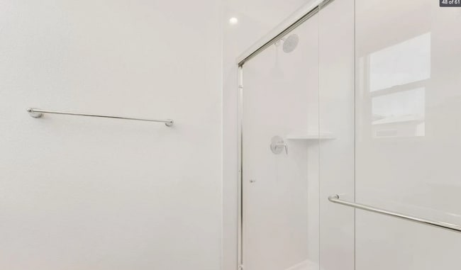 Building Photo - 3 bedroom | 3.5 bathroom | Davis Single Fa...