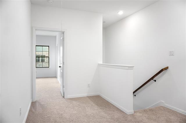 Building Photo - 630 Blue Rdg Dr