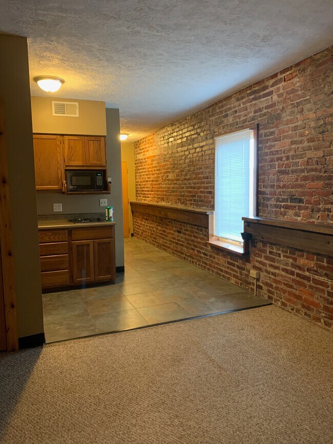 1640 Holdrege St 1640 Holdrege St Lincoln NE 68508 Apartment Finder