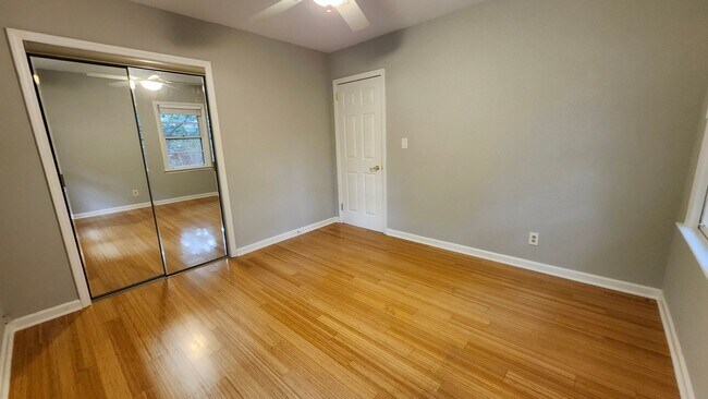 Building Photo - Charming 3-Bed, 2-Bath Ranch in Prime Atlanta Location