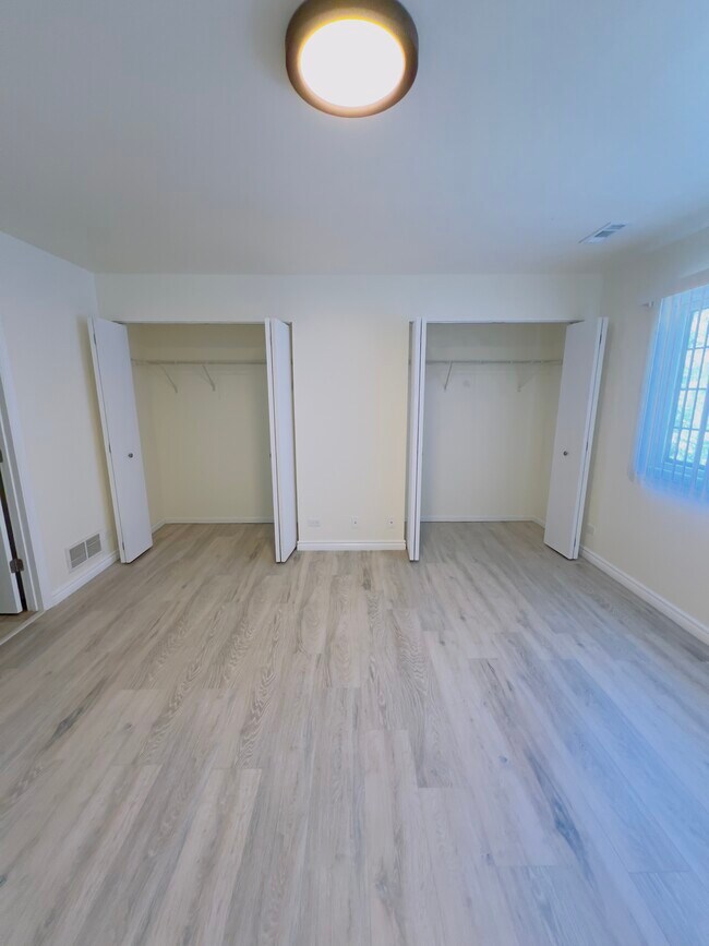 Bedroom 1 closet - 607 Buckskin Ln