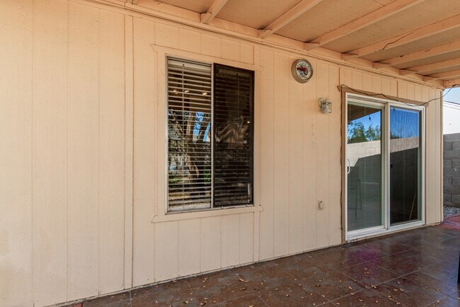 Building Photo - 21057 N 34th Dr