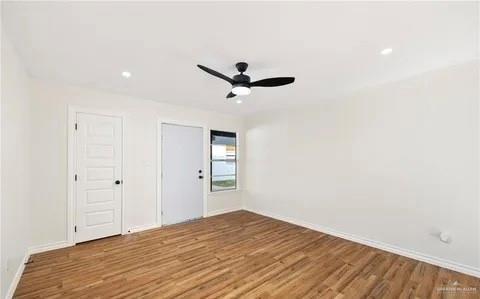 Building Photo - 10 N 23rd St