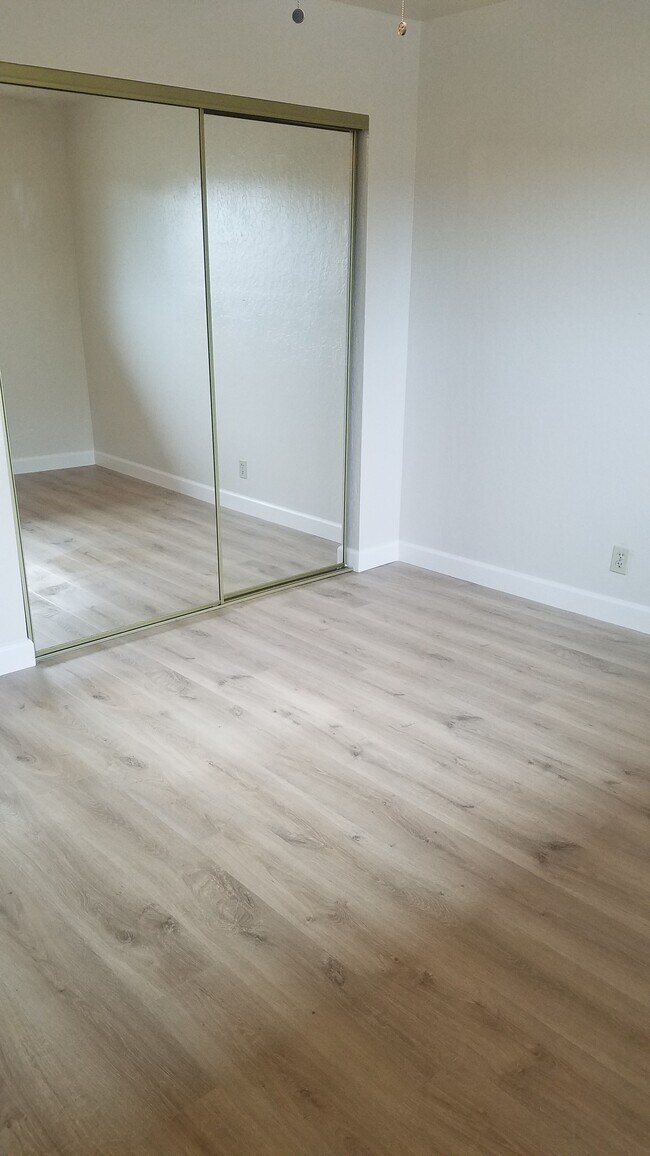 Bedroom #1 - 1570 Gabilan Dr