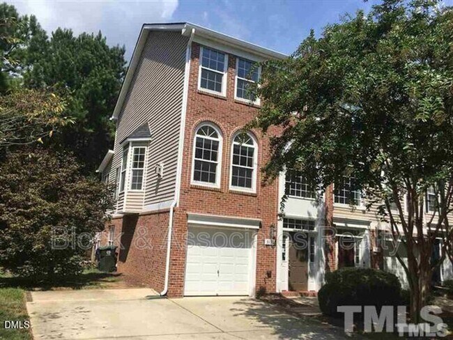 Primary Photo - 5330 Echo Ridge Rd