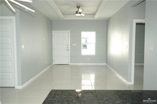 Building Photo - 2113 E San Andrea St