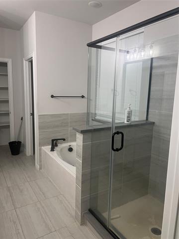 Building Photo - 4304 Expedition Dr