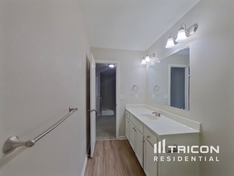 Building Photo - 1112 Ametrine Ln