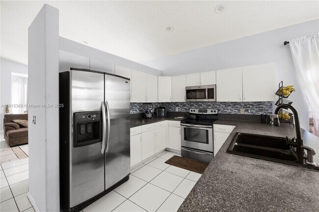 Building Photo - 7673 NW 19th St