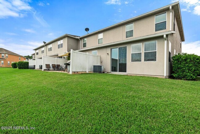Building Photo - 6019 Bartram Village Dr