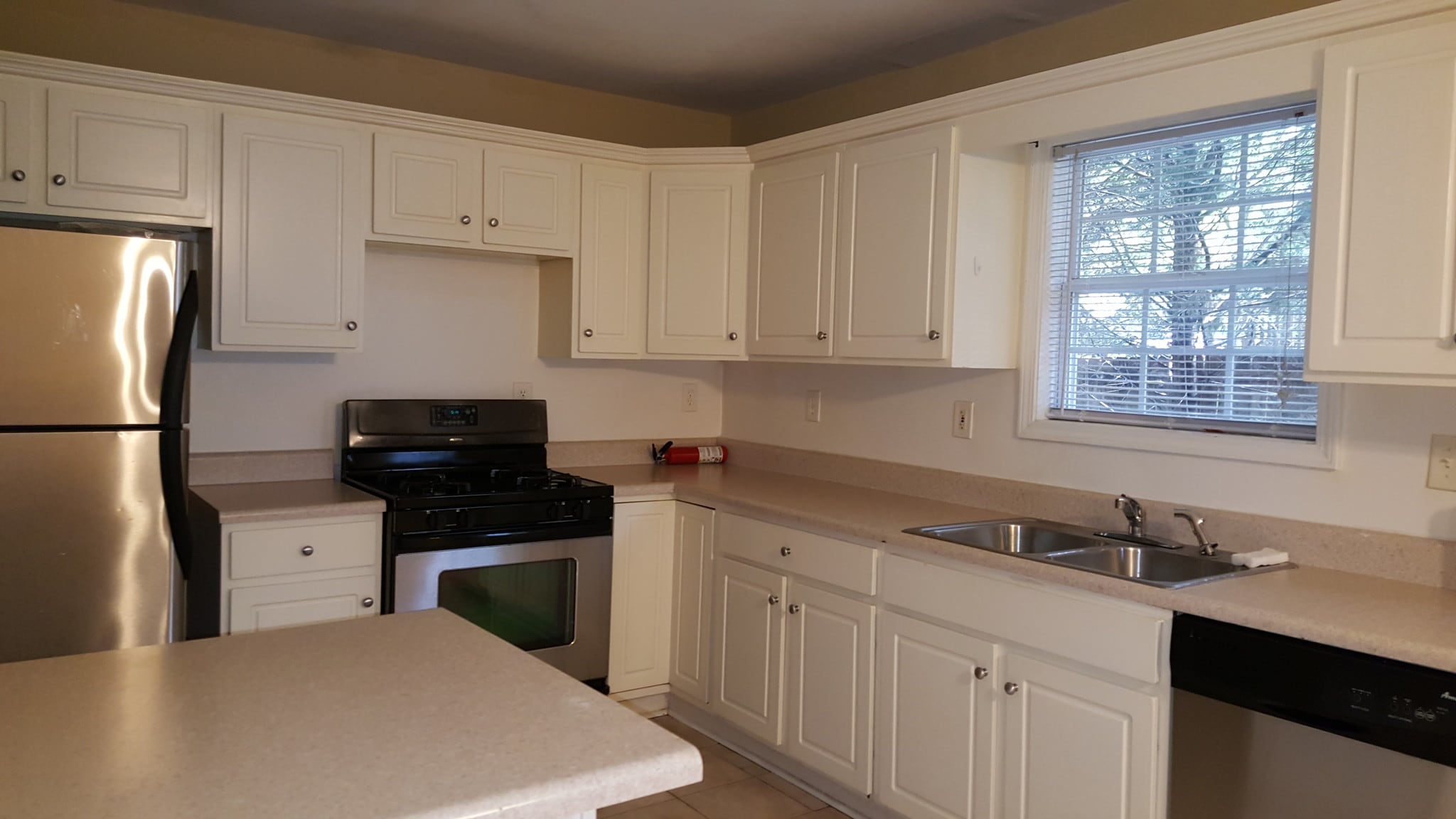 Kitchen View - 657 Home Avenue SE