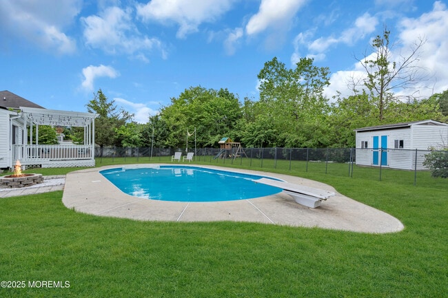 Building Photo - 210 Wingate Ct