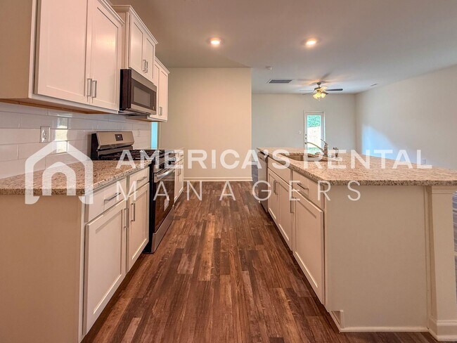 Building Photo - Coming Soon!! Available to View NOW!!!