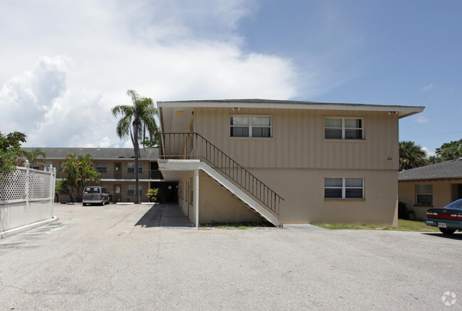 Exterior Building Photo - Ringling-Stevenson