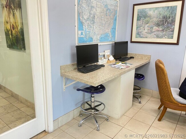 Building Photo - 2400 S Ocean Dr