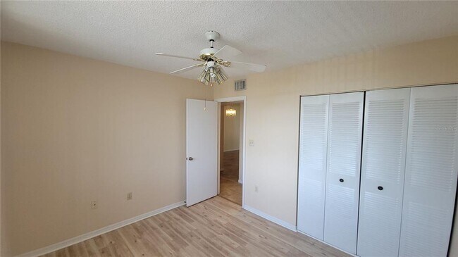 Building Photo - 2424 W Tampa Cir