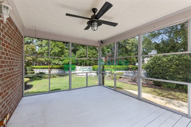 Building Photo - 948 Forest Lakes Cir
