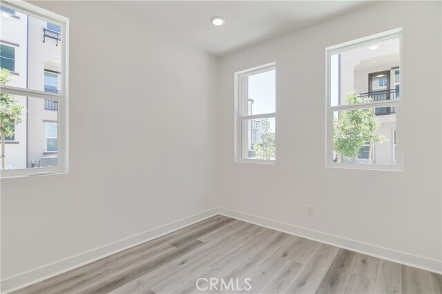 Building Photo - 2317 W Broadway