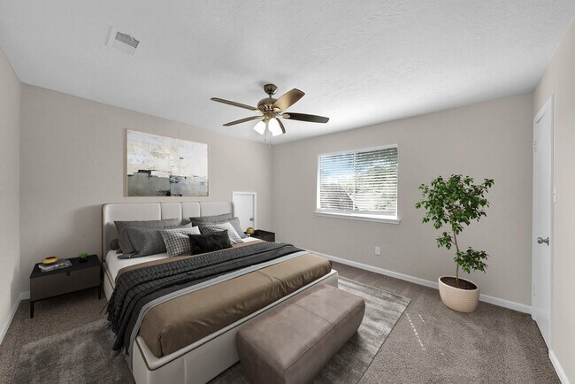 Building Photo - 16922 Nicole Ln