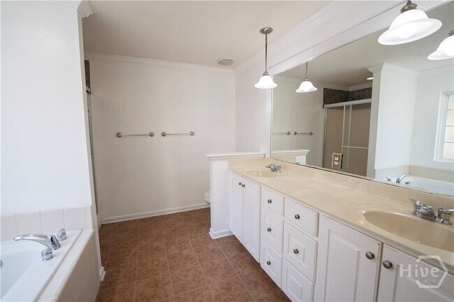 Building Photo - 28 Dunnoman Dr