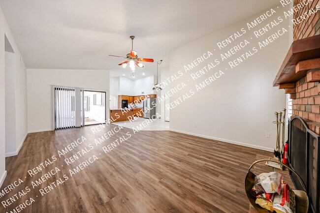 Building Photo - 4150 W Kent Dr