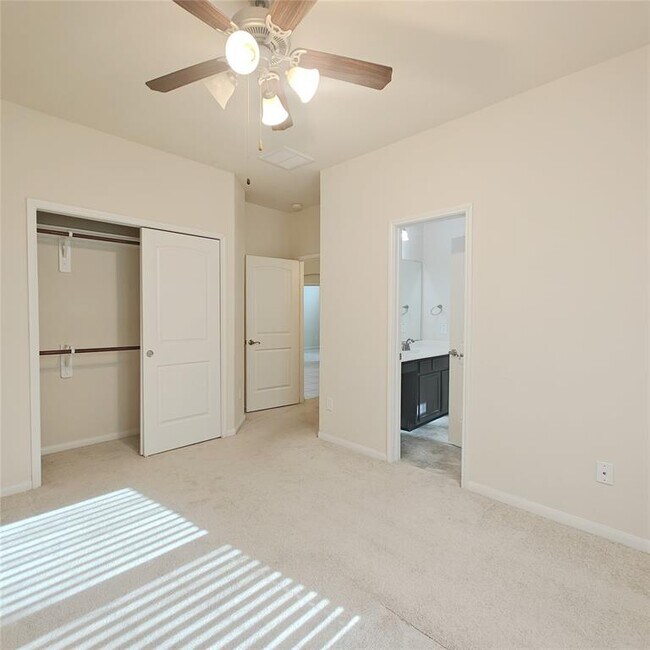 Building Photo - 8922 Covington Estates Cir