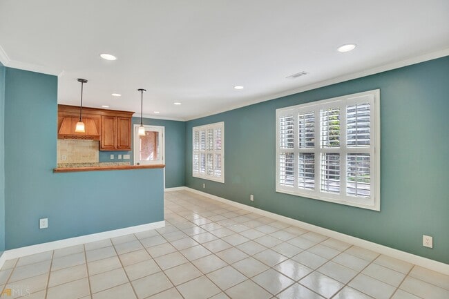 Building Photo - 240 Browns Hill Ct