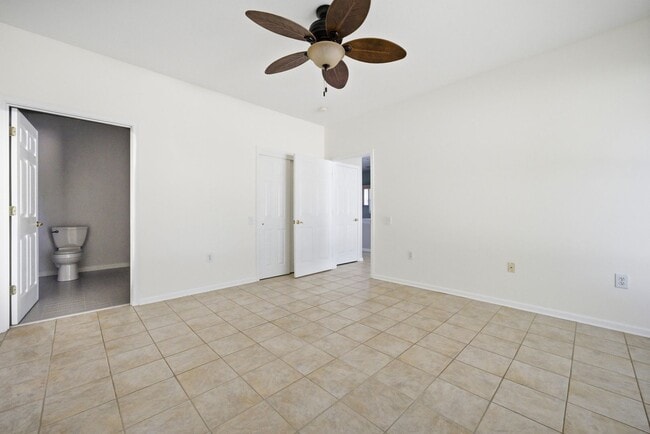 Building Photo - 1026 High Dunes Quay