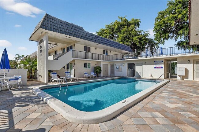 Building Photo - 55 SE 14th St