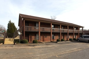Building Photo - Countryside Gardens