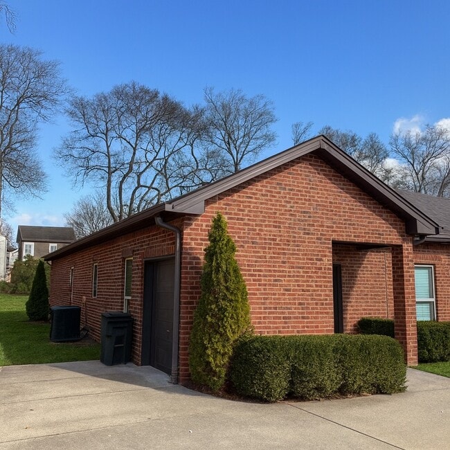 Building Photo - 118 Haven St