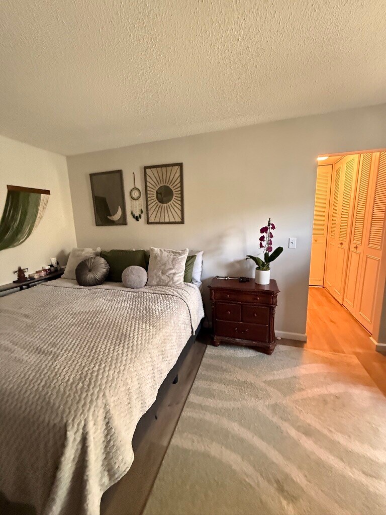 Building Photo - 40 Sheoah Blvd