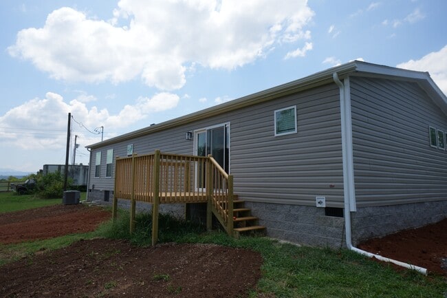Building Photo - 1812 S Odell Rd
